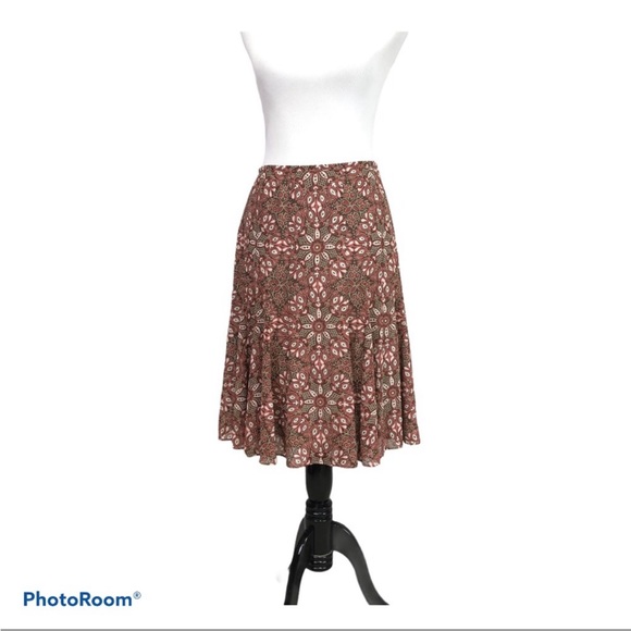 LOFT Dresses & Skirts - Ann Taylor Loft Petites lined side zip full paneled paisley skirt